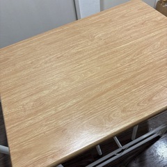 【500円】テーブルセット（テーブル＋椅子2脚） 1〜2人用 新大塚駅徒歩6分の画像