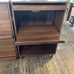 木目調　キッチン収納棚　レンジ台　の画像