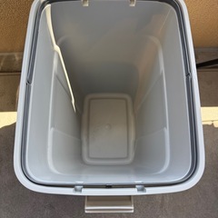 【受渡者決定】ゴミ箱45リットル①の画像