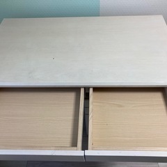 子供学習机の画像