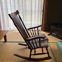 アンティーク　ロッキングチェア
の画像