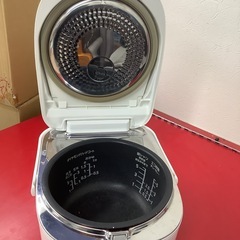 Panasonic パナソニック　IH 炊飯器　炊飯ジャー　5.5合炊き SR-HB107 2018年製　の画像