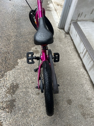 ストライダー14x 2台スタンド付き