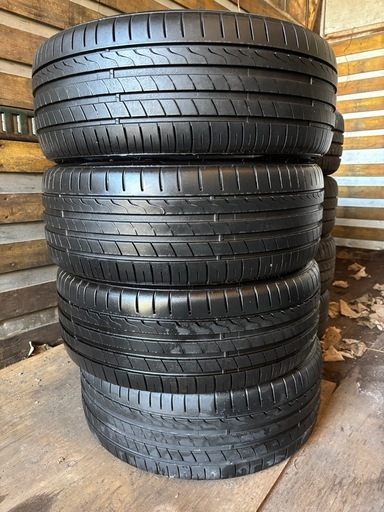 取引可能中ミネルバ　225\45R18.     4本セット