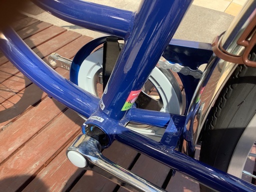 新車　「クルヴァ」ネイビー