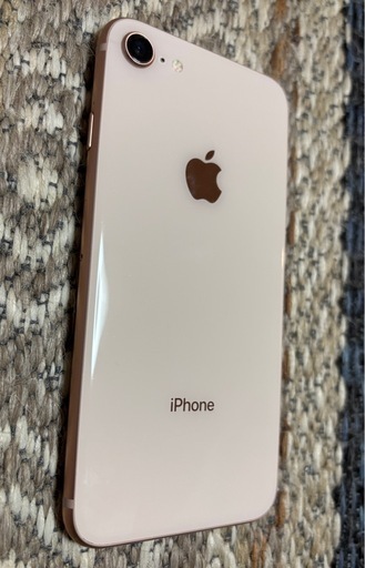 iPhone8本体　64GB
