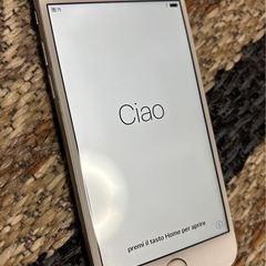 iPhone8本体　64GBの画像