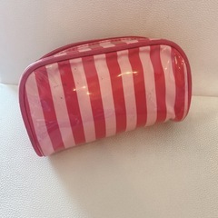 ヴィクトリアシークレット　ポーチ　あげますの画像