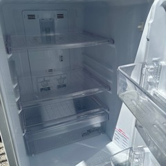 MITSUBISHI 冷蔵庫 MR-P15EZ-KW 2016年の画像