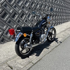 スズキGN125Hの画像