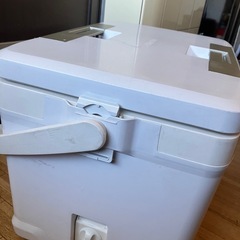 シマノ　クーラーボックス　フィクセルプレミアム300 6面真空の画像