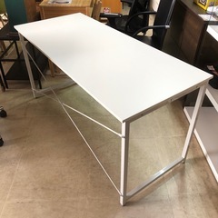 ワークデスクの画像