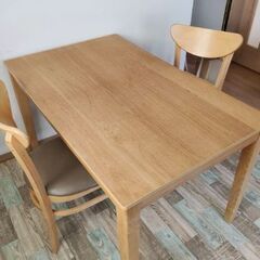 【決定済】ダイニングテーブルセットの画像