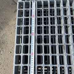 スチールグレーチング5枚の画像