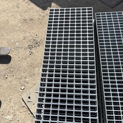 スチールグレーチング7枚の画像