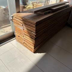 廃材・木の画像