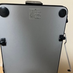 TOSHIBAズボンプレッサーの画像