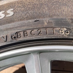 ブリヂストン VRX2 235/45R18 スタッドレス アルミホイール付 18×8J +45 PCD114.3 5穴 2018年製の画像