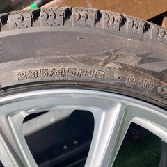 ブリヂストン VRX2 235/45R18 スタッドレス アルミホイール付 18×8J +45 PCD114.3 5穴 2018年製の画像