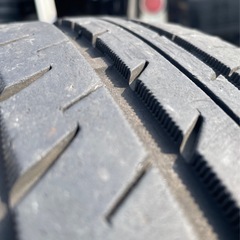 バリ山　215/35R19  輸入タイヤ　2024年製　２本セットの画像