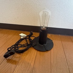 【無料】IKEA スタンドライト＋テーブルライト 2個セットの画像