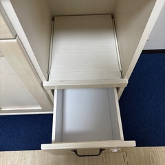 ニトリ　　キッチン　収納　食器棚の画像