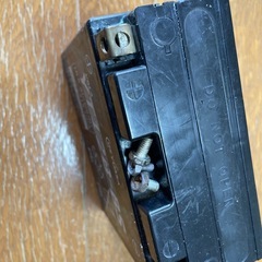 バイクバッテリーYT12B-BSの画像