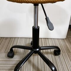 M854 革張り キャスター付き スツール 高さ調節可 ヴィンテージ調 美品の画像