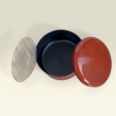 お弁当箱の画像