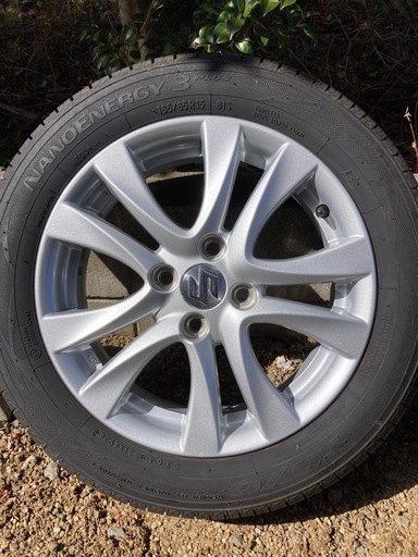 DUNLOP WINTER MAXX WM02 215/60R17 17インチ スタッドレス 2本 23年製 バリ溝 アルファード オデッセイ レクサスUX エルグランド (KTD661) クレジットカード QRコード決済可 DUNLOP WINTER MAXX WM02 215/60R17 17インチ スタッドレス 2本 23年製