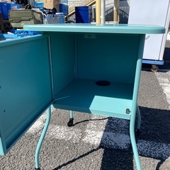 📣中古家具は朝霞市の当店へ‼️　IKEA　VETTRE　ベッド　サイドテーブル　キャスター　収納　ミント　ターコイズブルー　朝霞市　リサイクルショップ　ケイラック朝霞田島店　志木市　和光市　GM591の画像