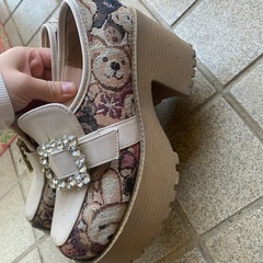 熊柄　厚底　ローファー　23.5の画像