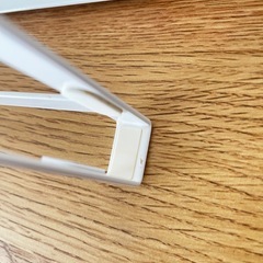 山崎実業 戸棚下まな板&布巾ハンガー タワー ホワイトの画像