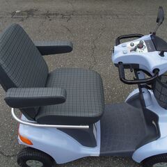 【中古品】スズキ 電動セニアカー ET4E7 シルバーカー 富山県富山市直接引き取り   の画像
