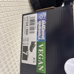 新品未使用　❗️SKECHERS 黒24㎝の画像