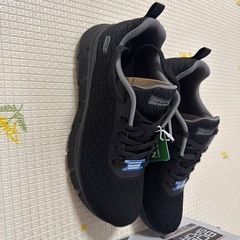 新品未使用　❗️SKECHERS 黒24㎝の画像