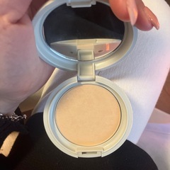 ナリスプレストパウダーの画像