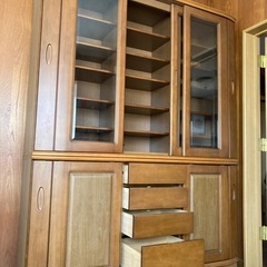 （※3/22まで）食器棚【たっぷり収納。コレクション陳列にもいかが？】の画像