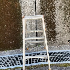 脚立  4月末迄
の画像