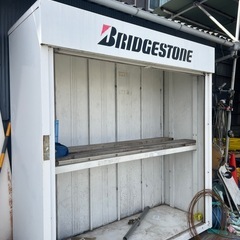 タイヤラックの画像