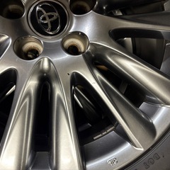 60ハリアー純正ホイール夏タイヤの画像