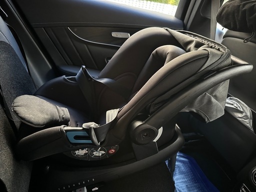 サイベックス　CBX シマ　 SHIMA　チャイルドシート ISOFIX BASE付　新生児対応