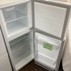 冷蔵庫　2025年製　132L comfee (税込み)の画像