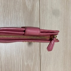 ★PRADA(プラダ) ★　サフィアーノレザー  二つ折り財布の画像