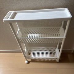 無料　ダイソーの組み立て式スリムワゴンの画像