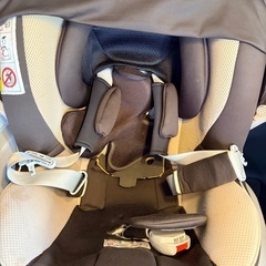 エールべべ　クルット　チャイルドシート　回転式の画像