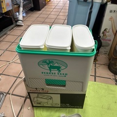 新品未使用　　フォレストクラブ　機能性抜群ピクニックバスケットセット　4人セットの画像