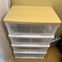 【美品/キャスター付き４段収納/配達可】の画像