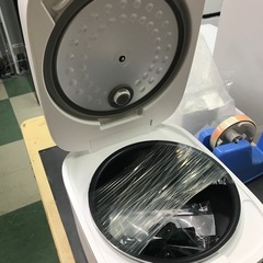 ジャングルジャングル貝塚店　炊飯器　ニトリ　白　ホワイト　3合　マイコン式　予約タイマー　天面フラットパネル　丸洗い　フッ素加工　中古　貝塚市　二色浜の画像