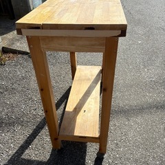 手作りの作業台の画像